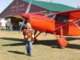 Shirley, Fairchild 24, hangar